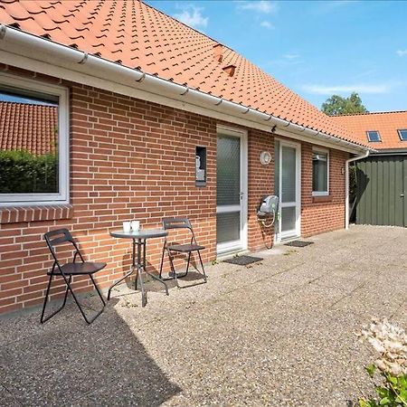Villa House Near Public Transport Lystrup Exterior foto